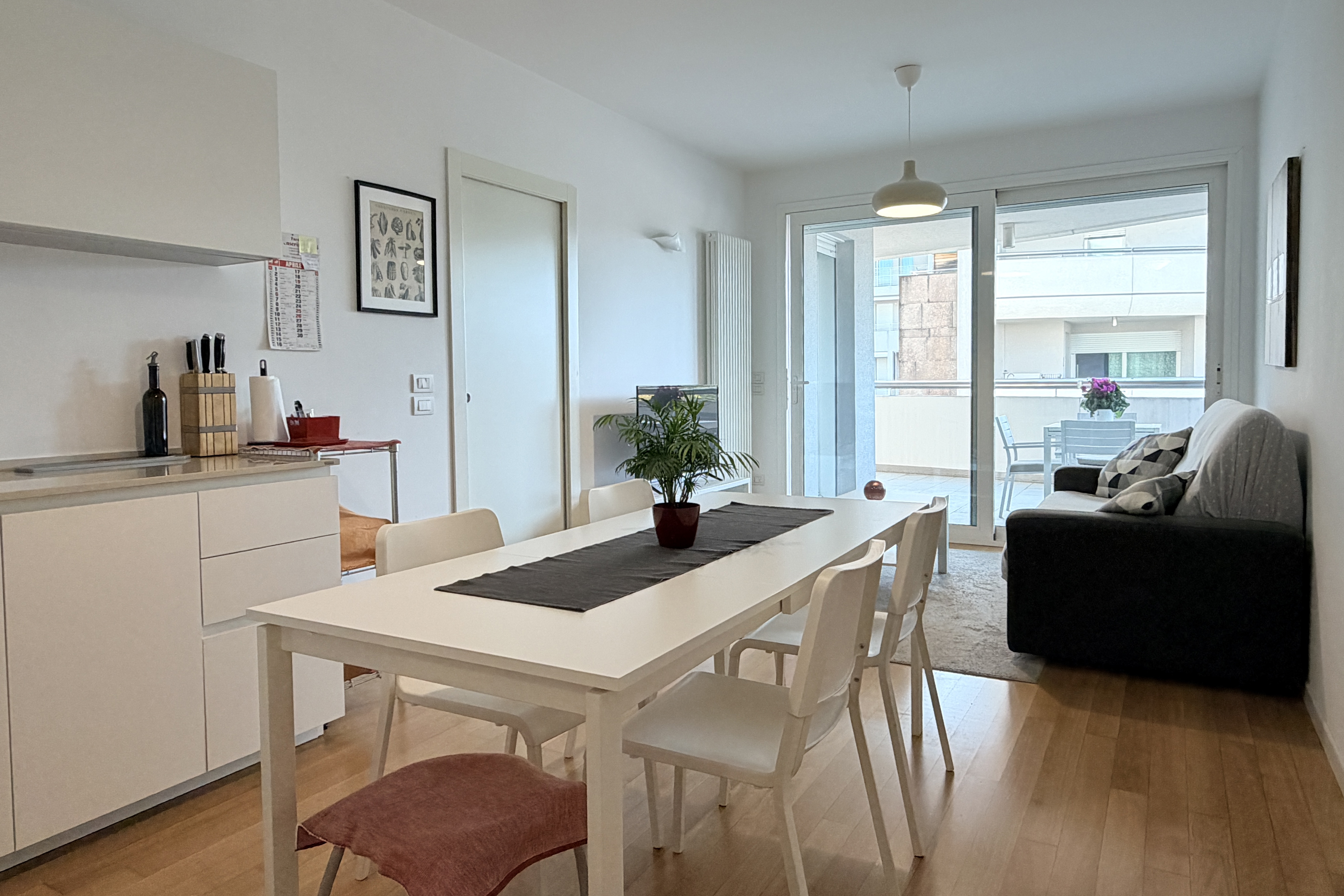 Vendita appartamento con terrazza e box auto Pesaro - zona centro-mare (AP938)